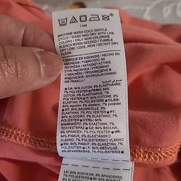 Athleta Pink Muscle Tee Soft Drape Crew Neck used good condition. - Picture 10 of 10